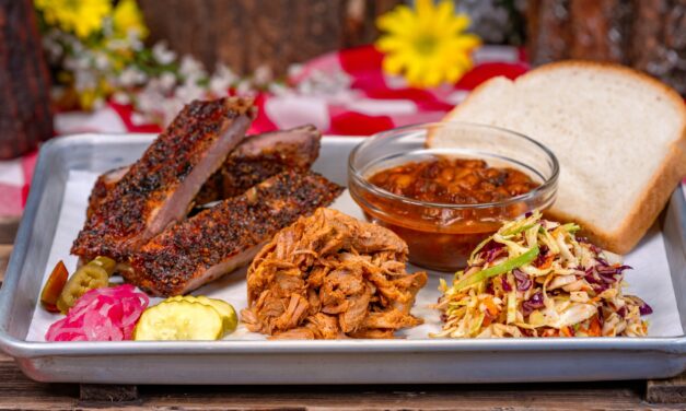 Foodie Guide to Hungry Bear Barbecue Jamboree at Disneyland Park